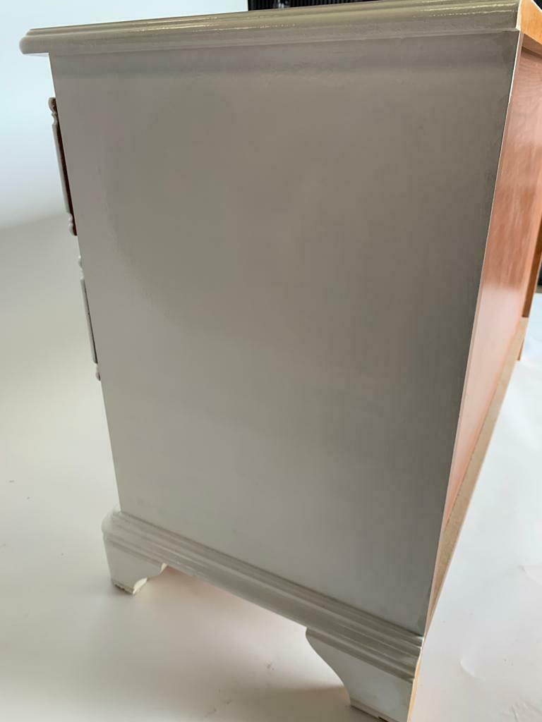 Chest of drawers 4 drawers relooke patina lacque metal buttons