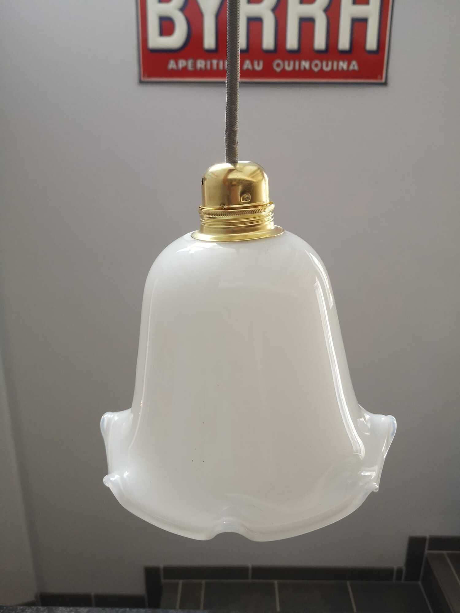 Old large lampshade tulip suspension opaline vintage 60/70' H 14 cm TBE