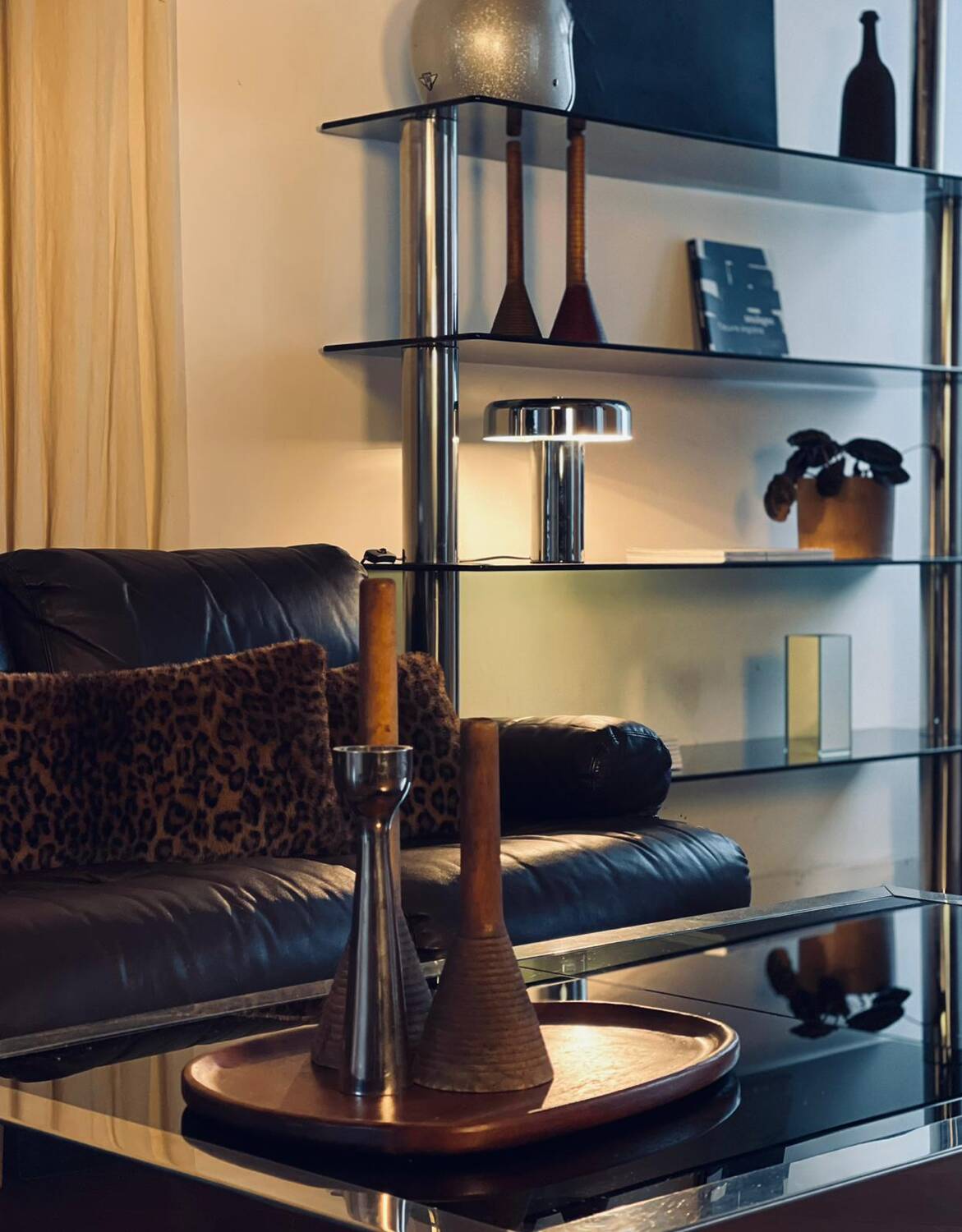 Italian design bookcase/room divider from the 1970s