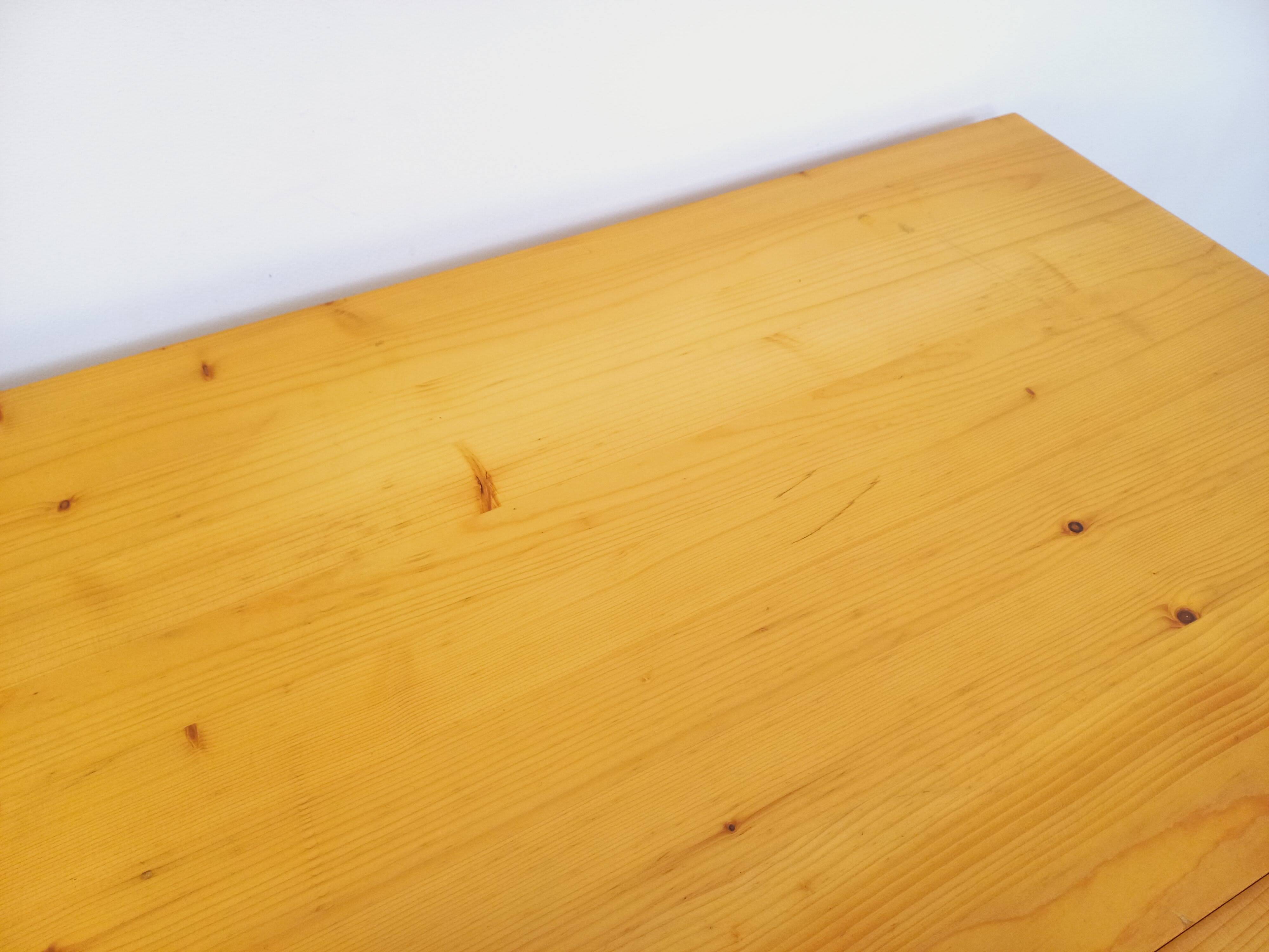 Charlotte Perriand vintage storage furniture Les Arcs from the 1960s in pine.