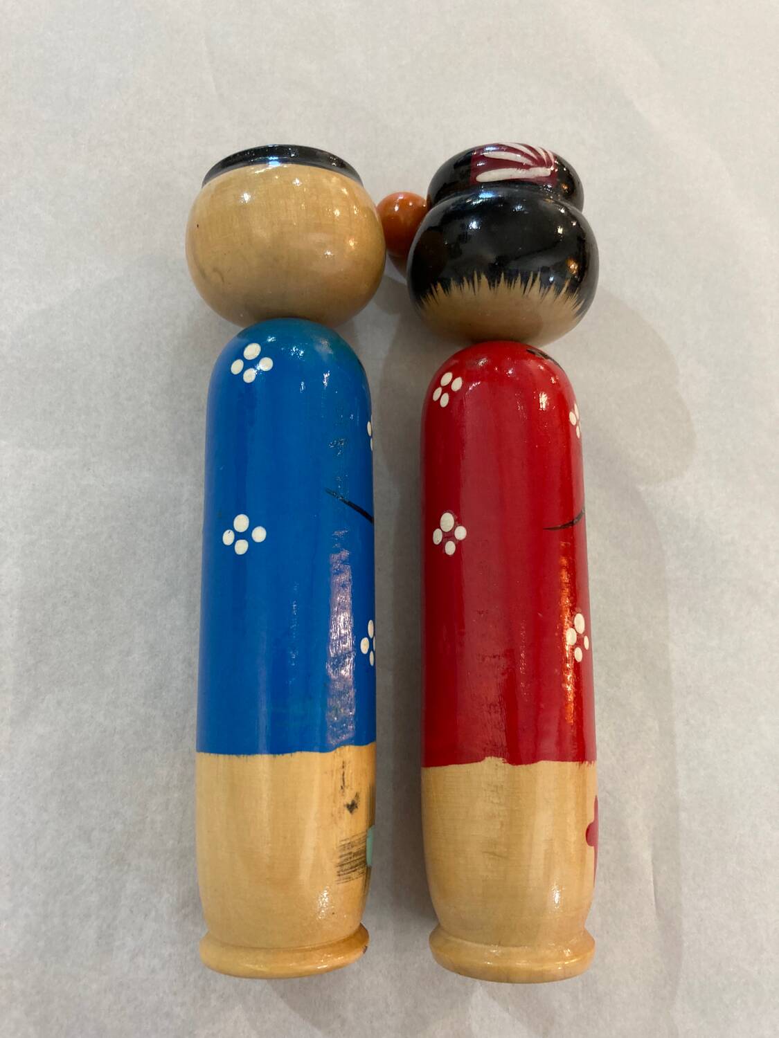Pair of Kokeshi dolls