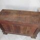 Coffre ancien en bois sculpté, style Renaissance