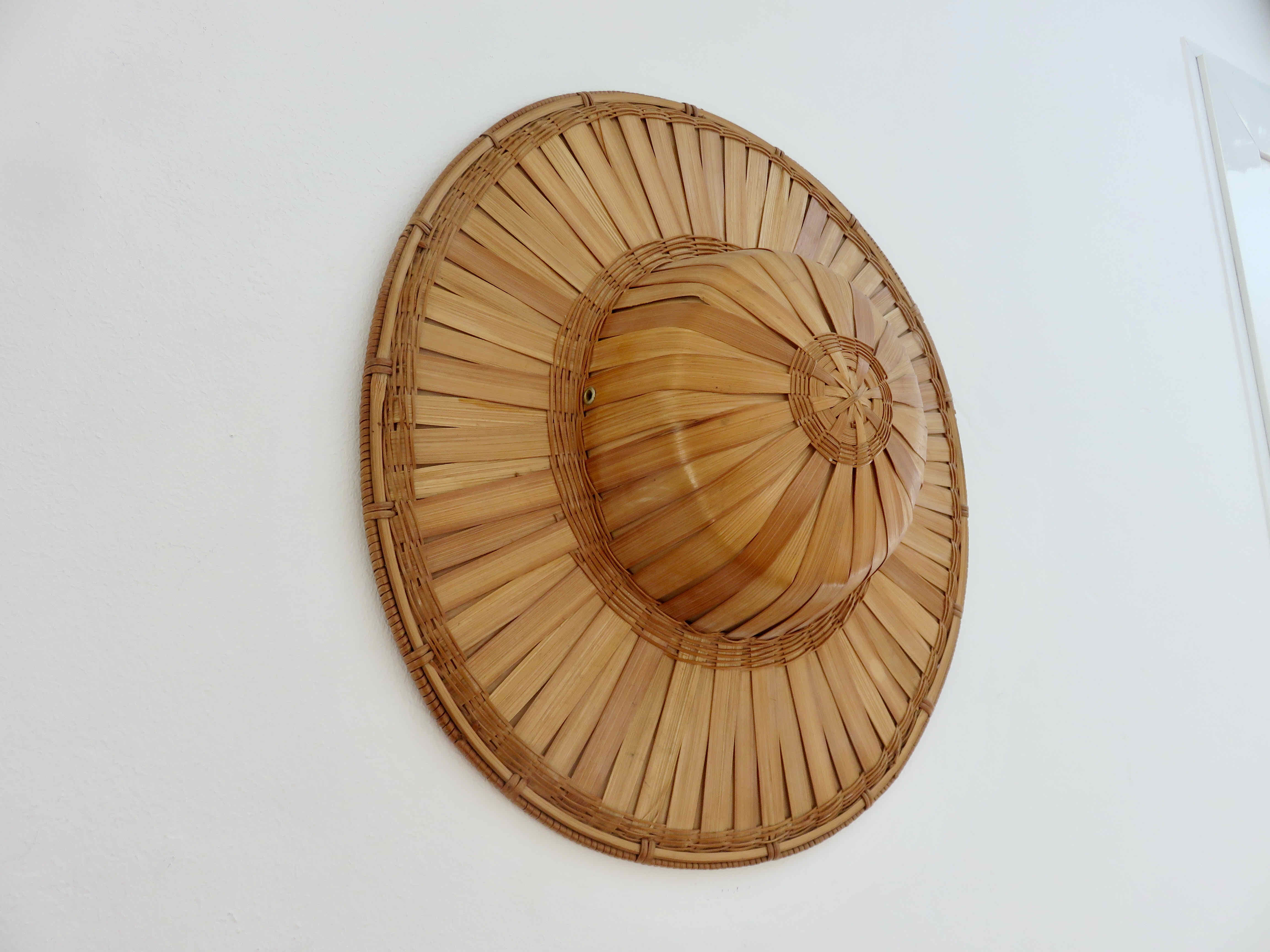 Hat, colonial helmet in bamboo 70s