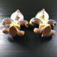 Paire de vases fleurs de lys Henriot Quimper