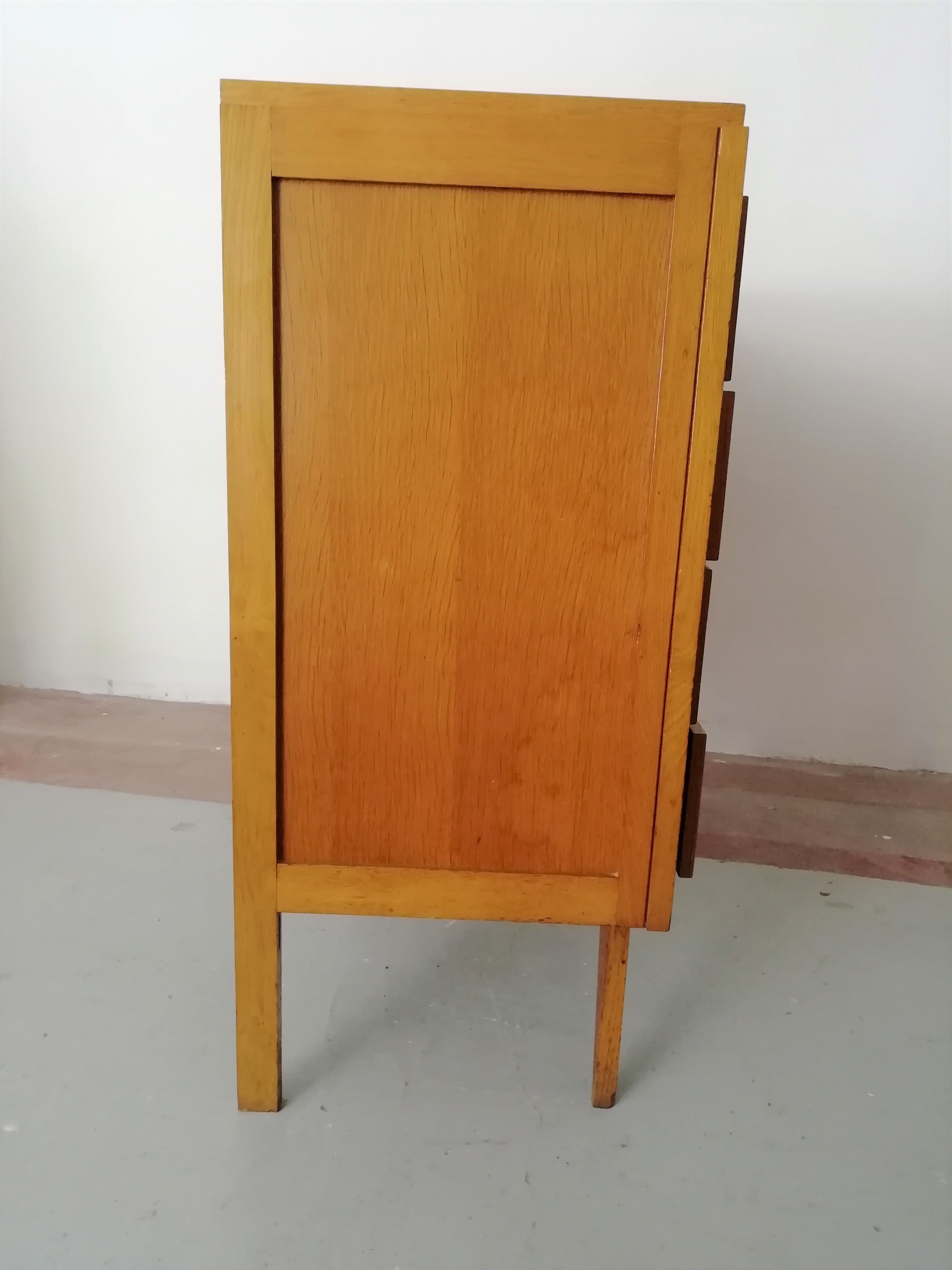 Dresser 50/60