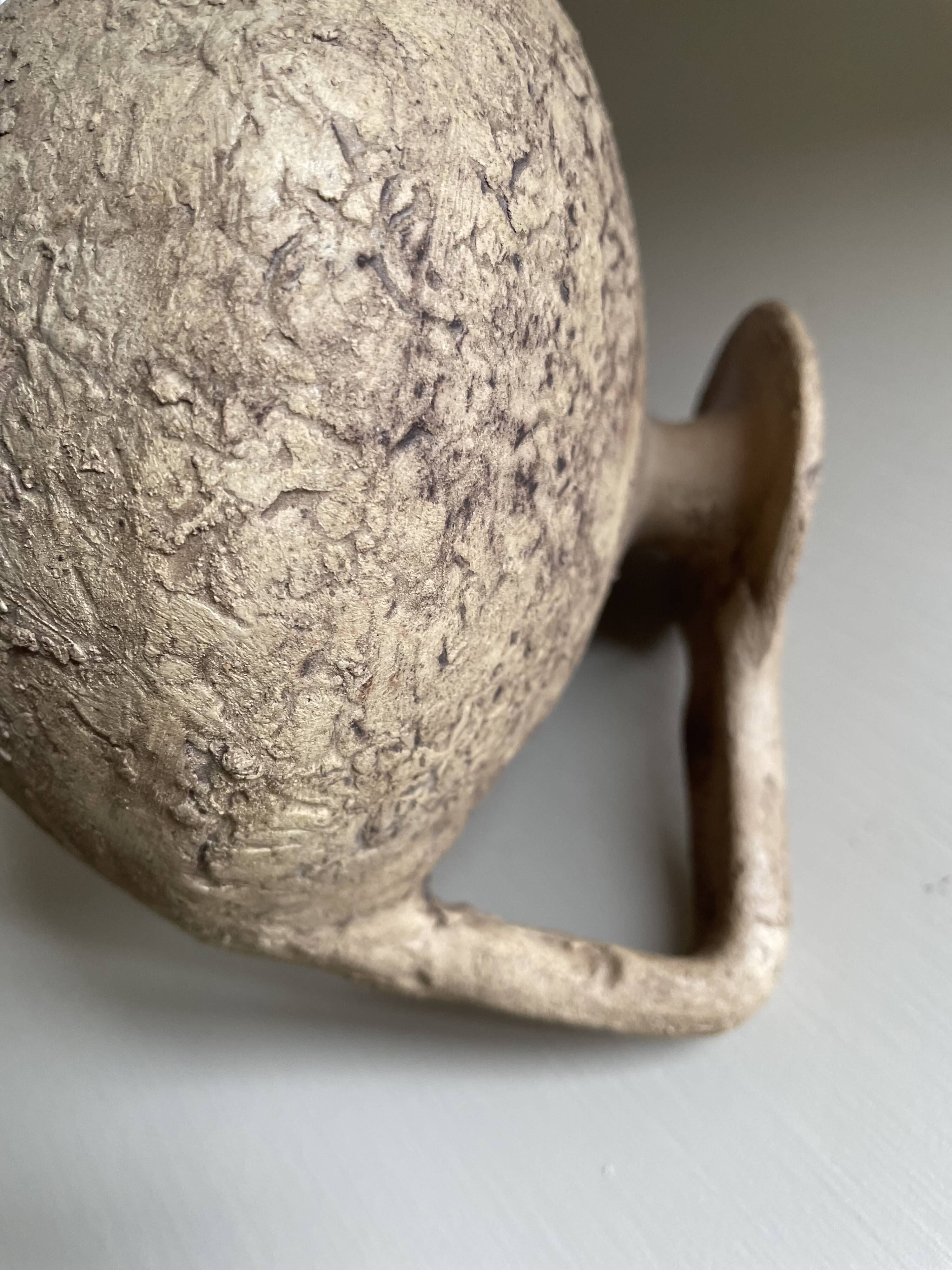 Antique Mediterranean terracotta jar H12.5cm