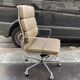Fauteuil Charles et Ray Eames ea 219 édition Vitra cuir taupe