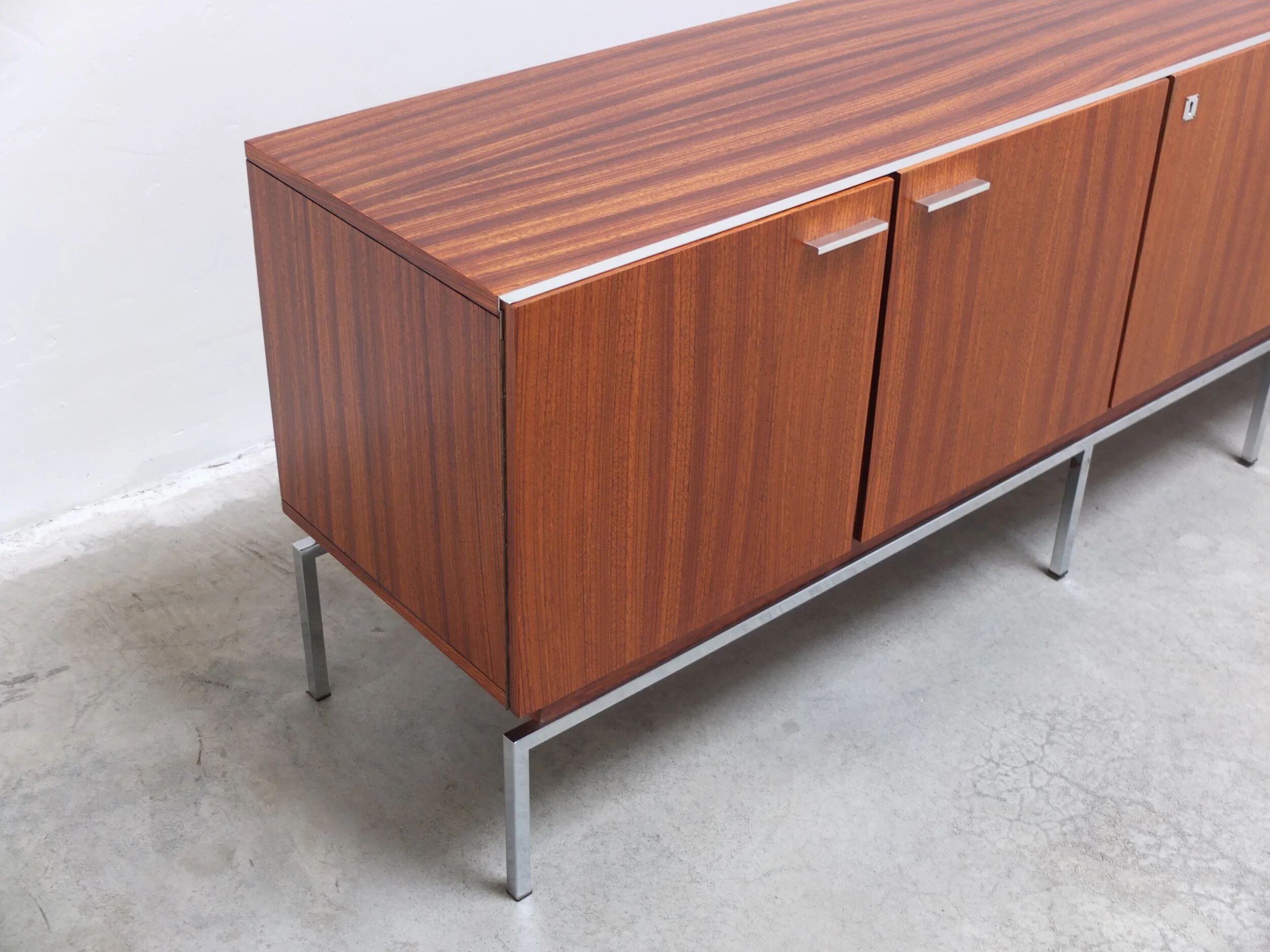 Large modernist sideboard in Indian rosewood, 1960s