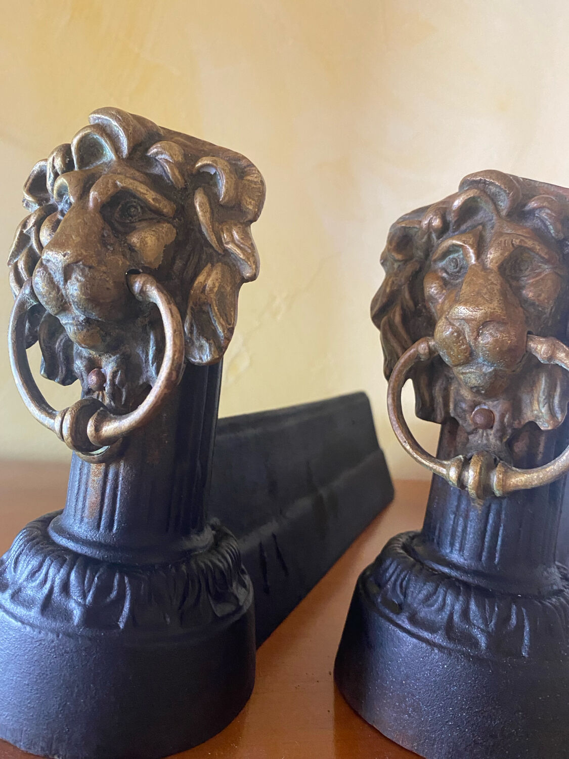 Fireplace - 1900-1910 pair of cast iron andirons