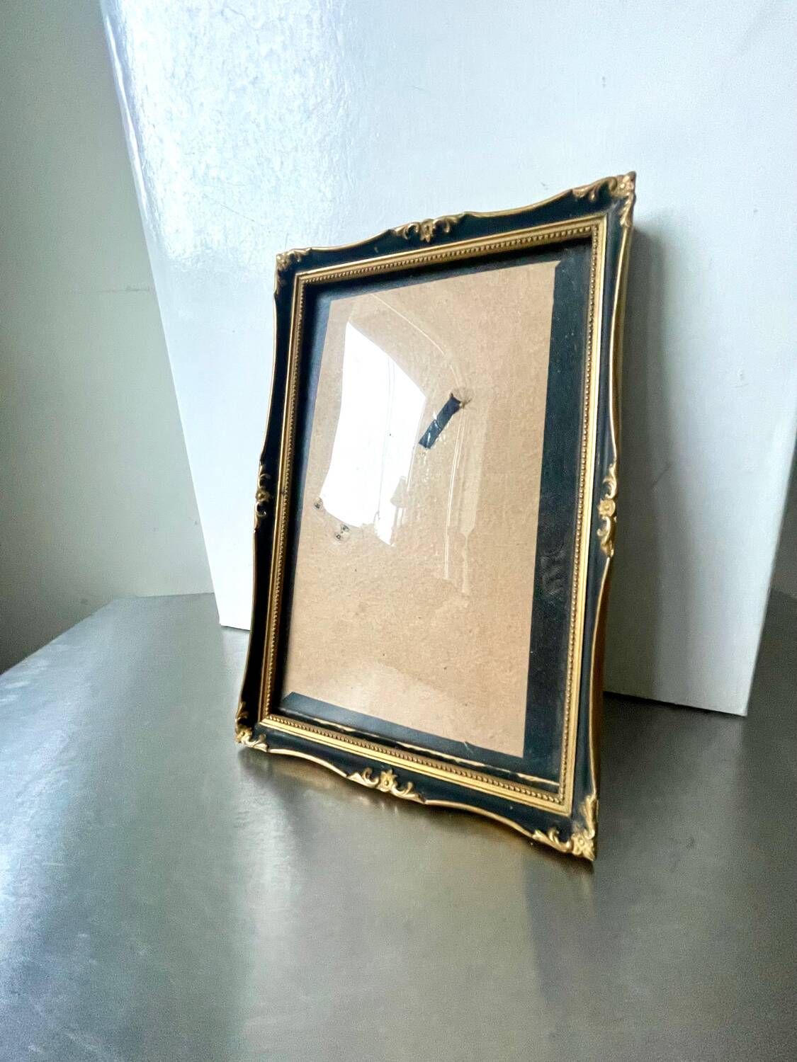 Antique black & gold wooden frame   24 cm x 16 cm convex glass