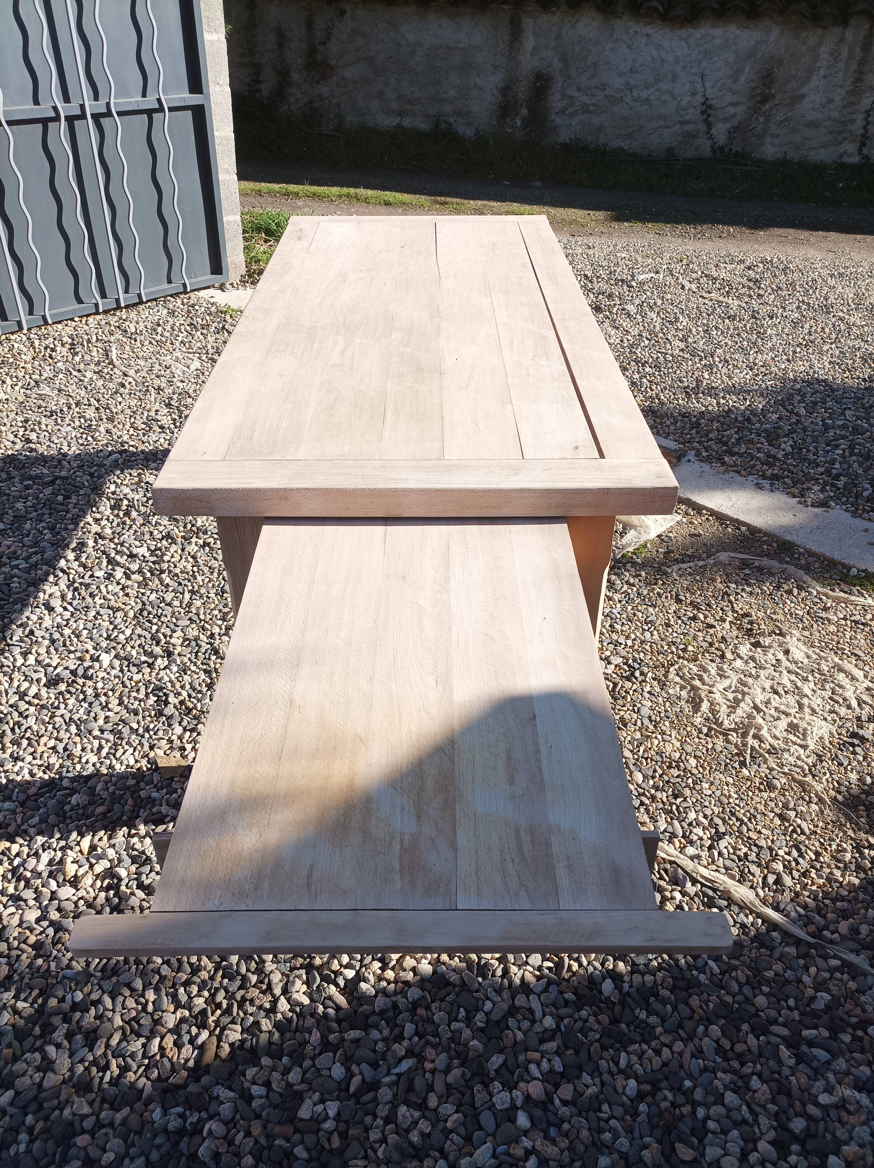 Farmhouse table with drawers