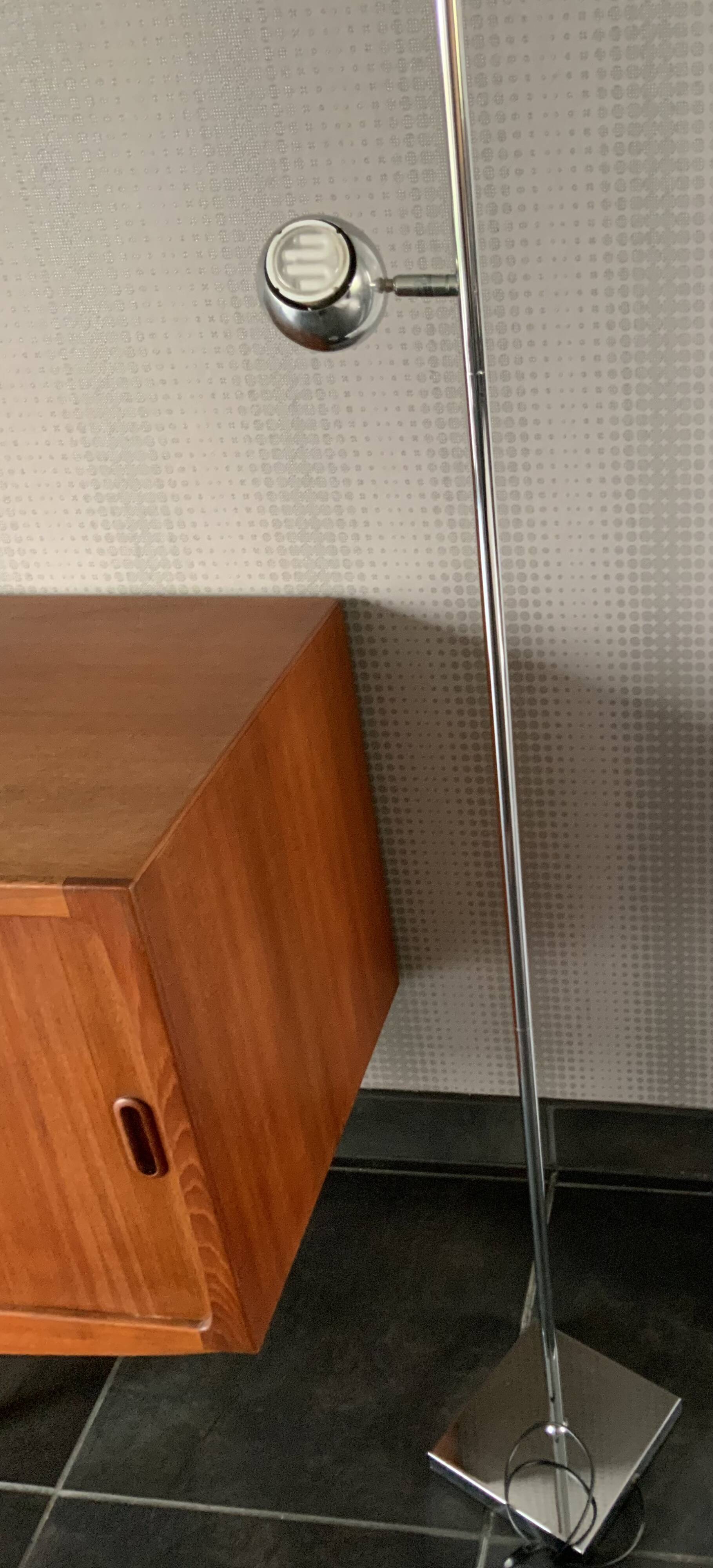 Seylumiere eyeball floor lamp