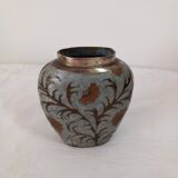 Vase en laiton émaillé