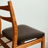 Scandinavian chair