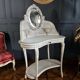 Coiffeuse du XIXe en bois peint et cannage de style Louis XVI