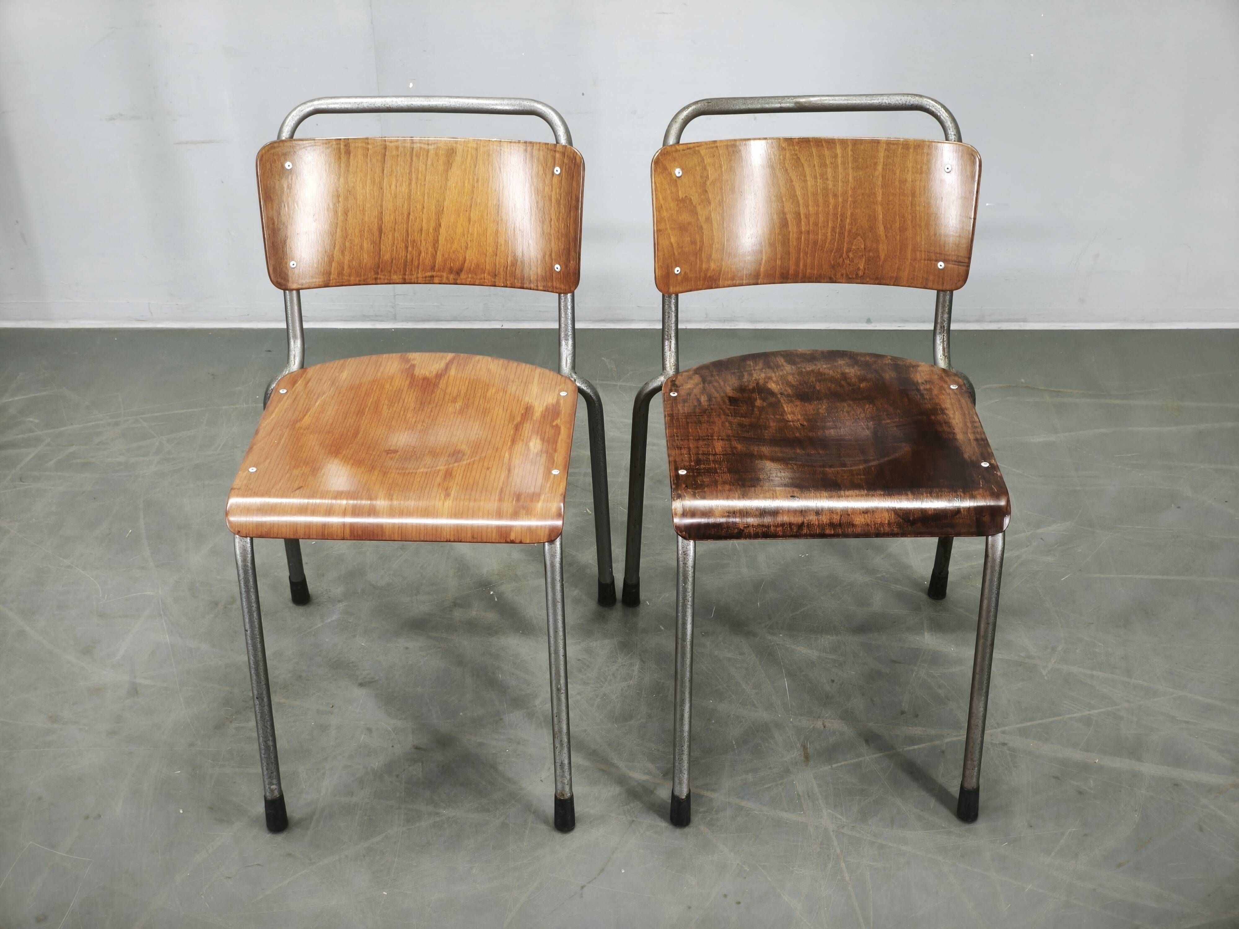 Set of 6 Gispen 106 Dutch Industrial Plywood Chairs, 1960s