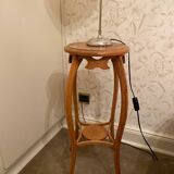 Pedestal table