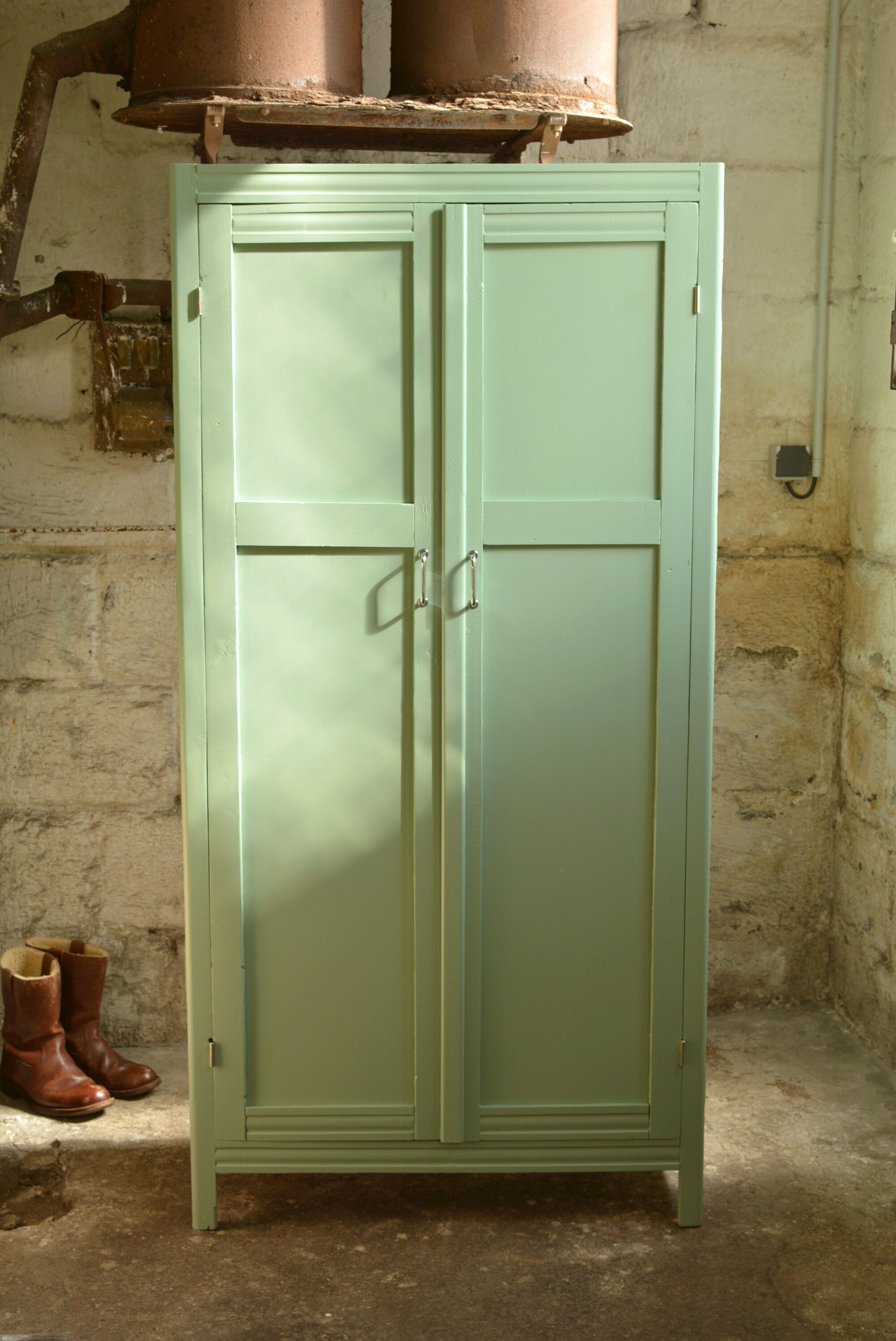Armoire parisienne à chaussures
