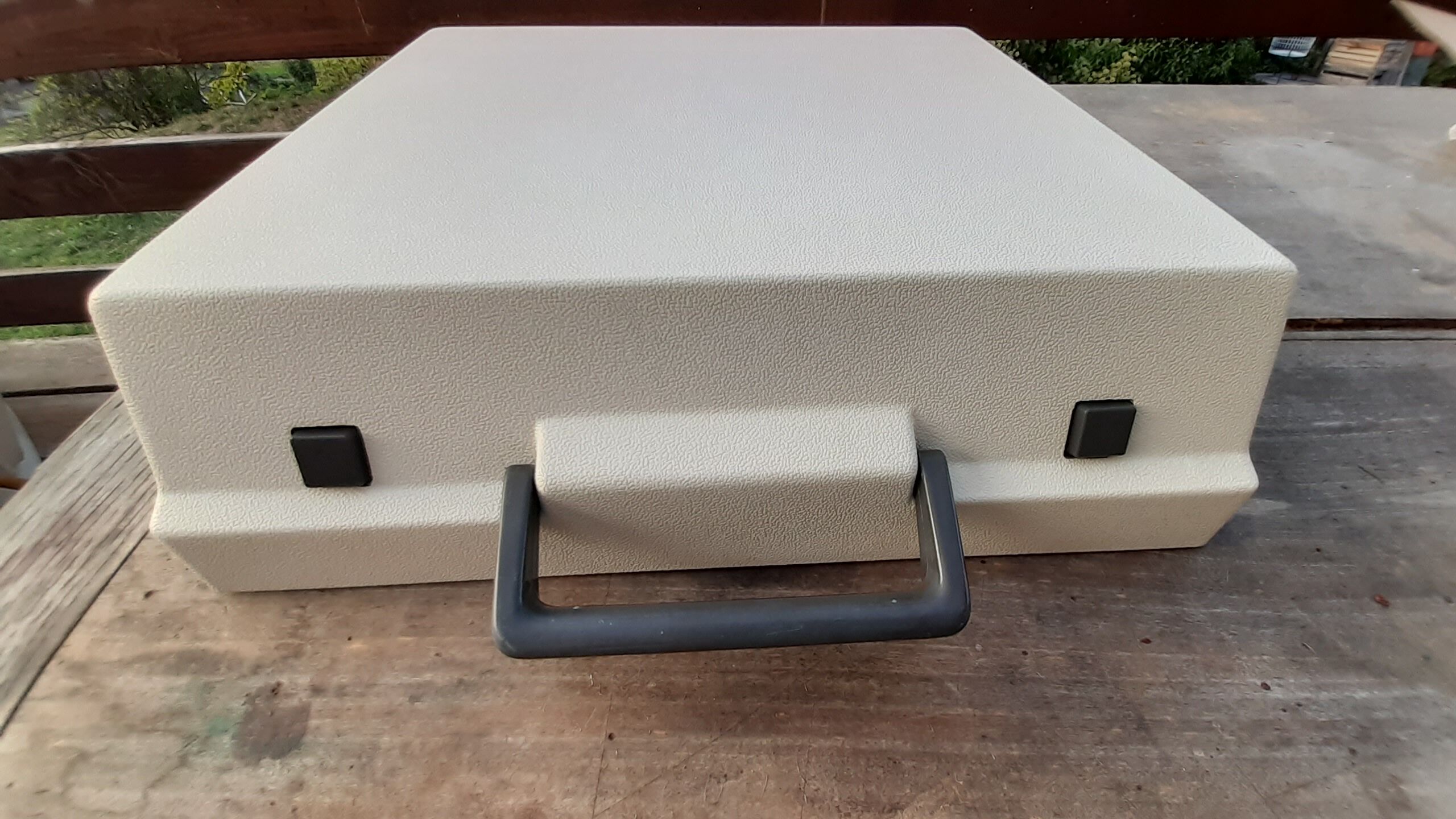 Luxury Olympia traveller typewriter