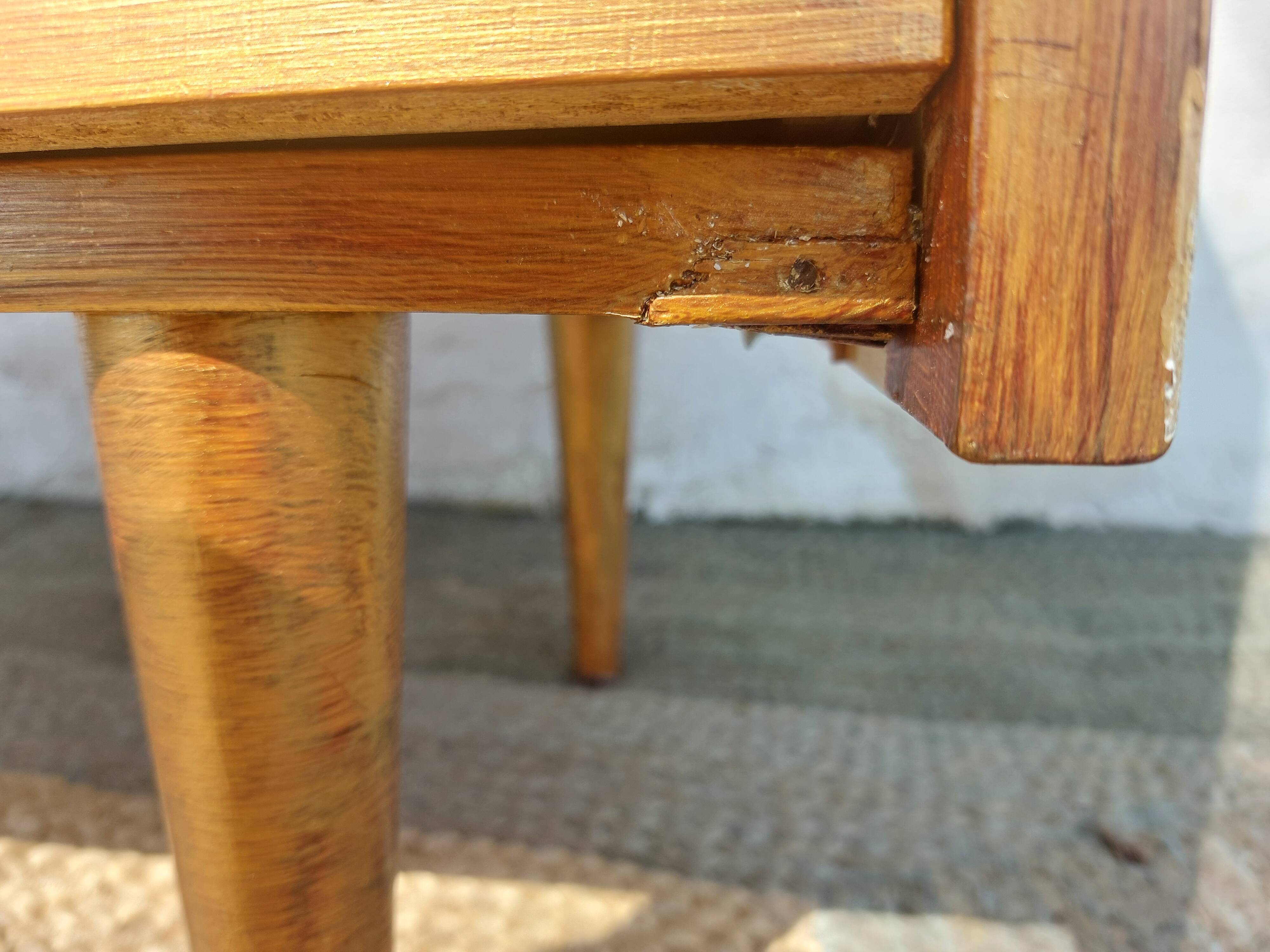 vintage commode, tapered legs