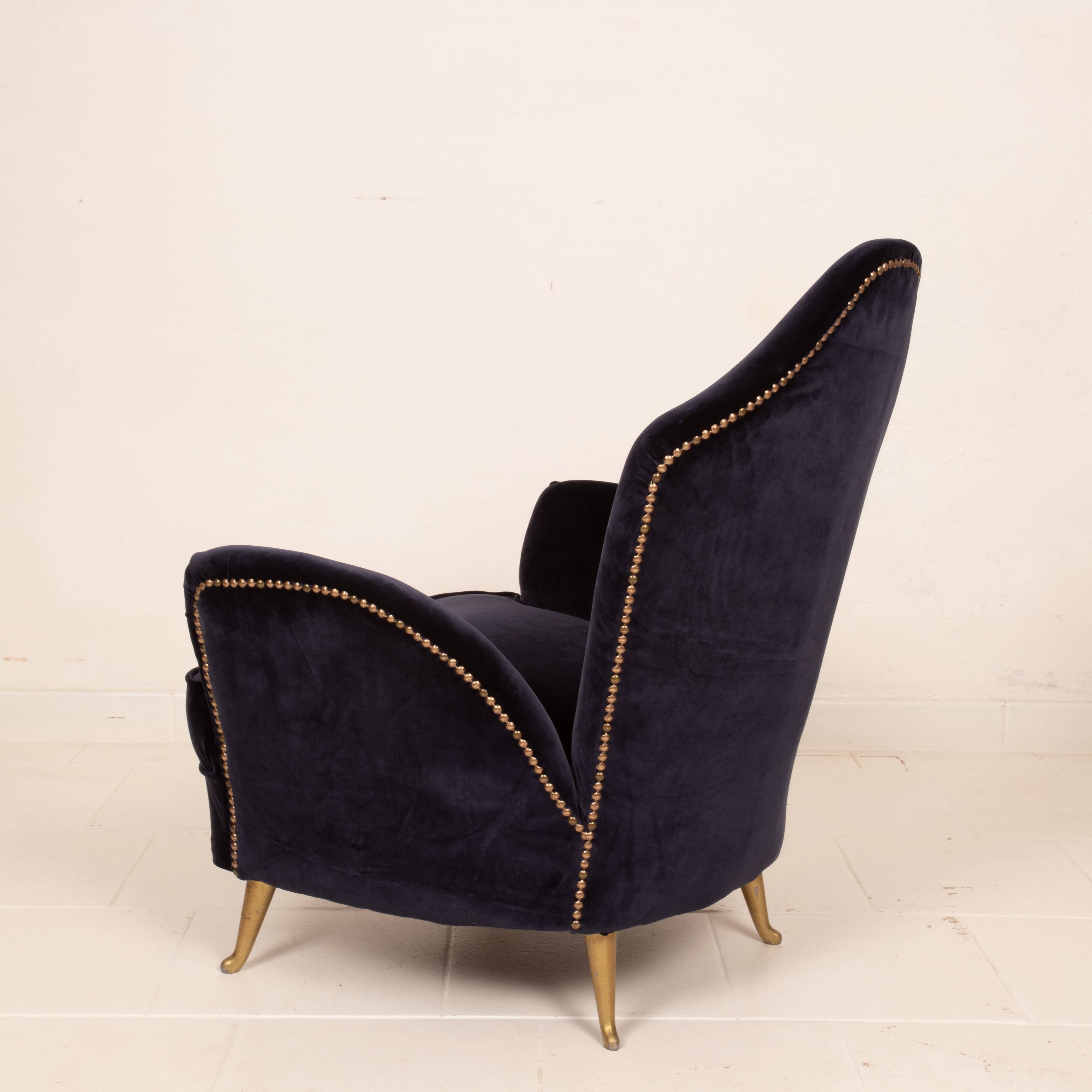 Fauteuil en velours de style mid-century Cesare Lacca pour ISA Bergamo