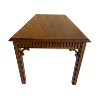 English-style coffee table
