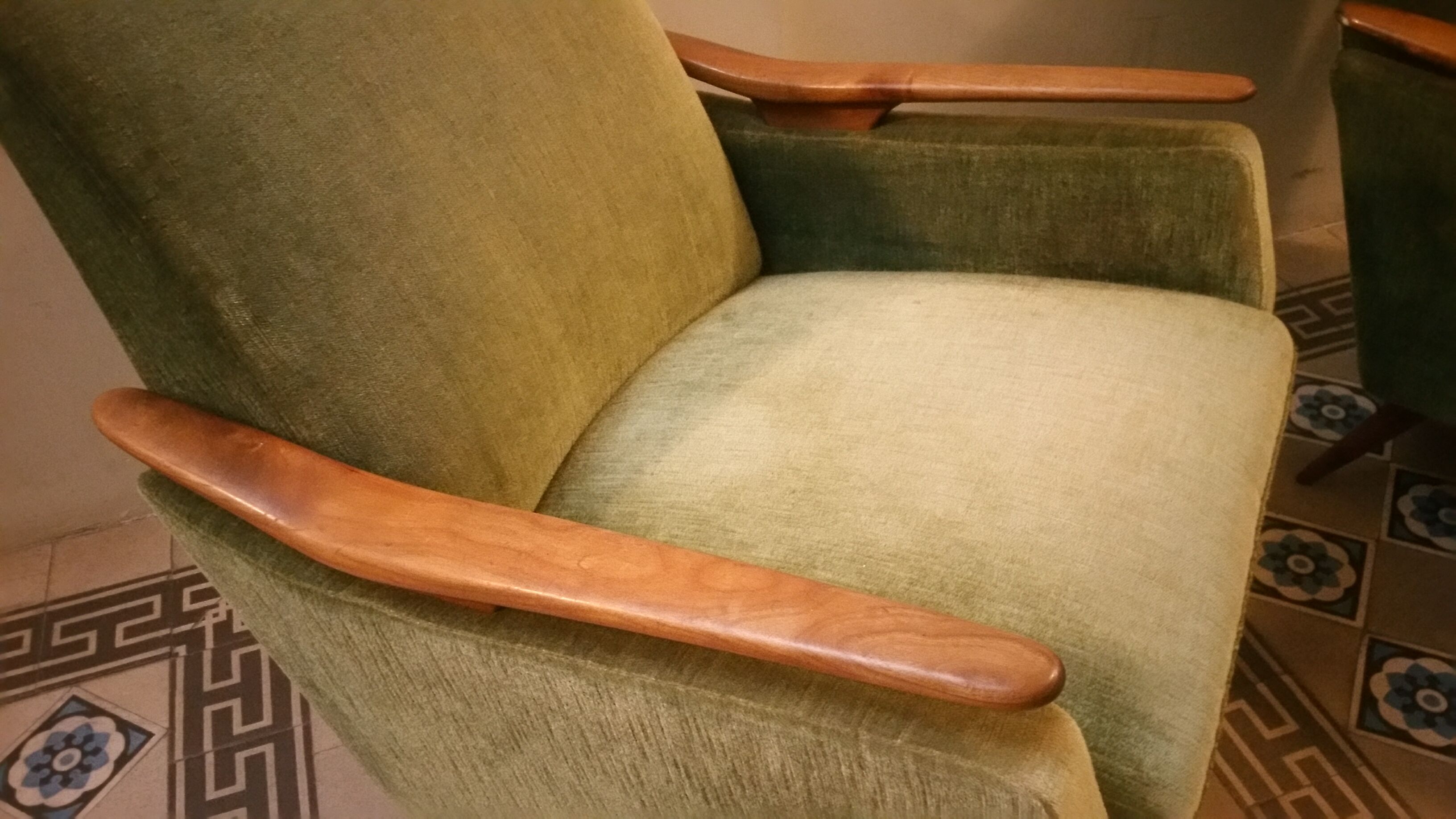 Lot of 2 armrests 50s/60s teak club chairs