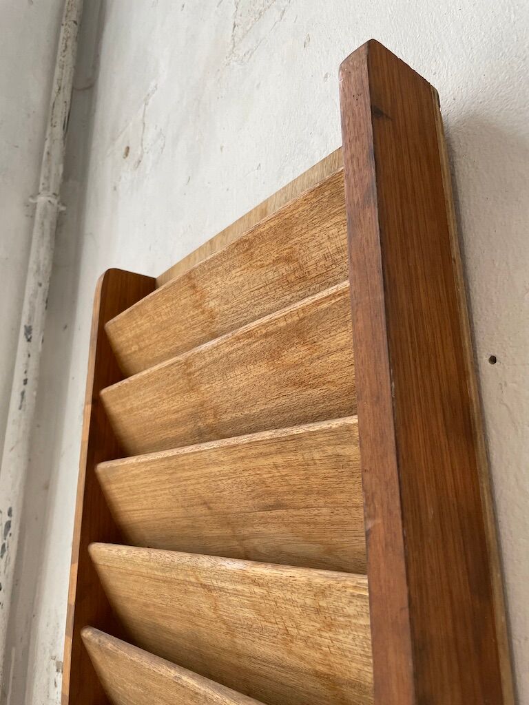 Oak wall magazine door