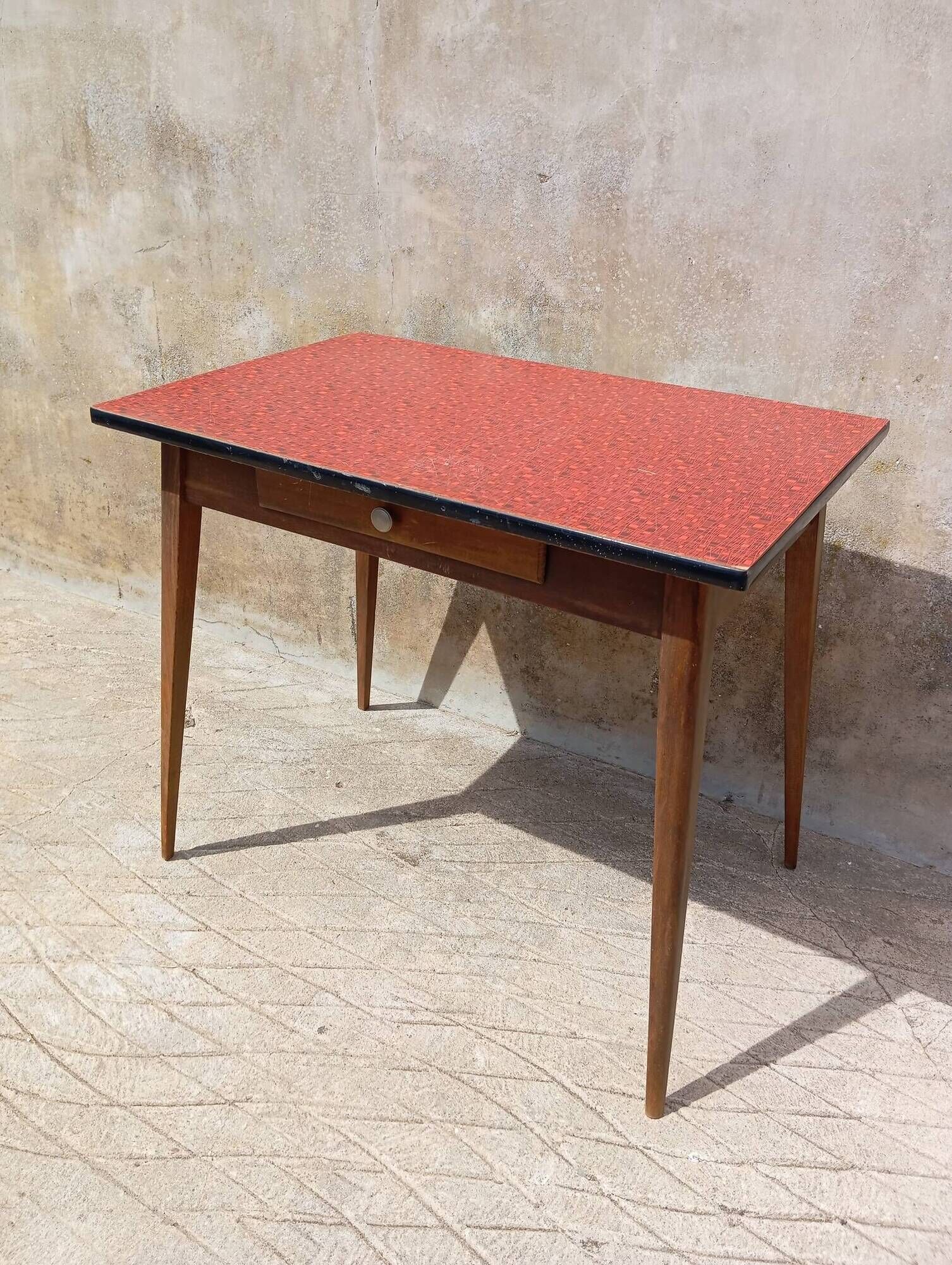 Formica table