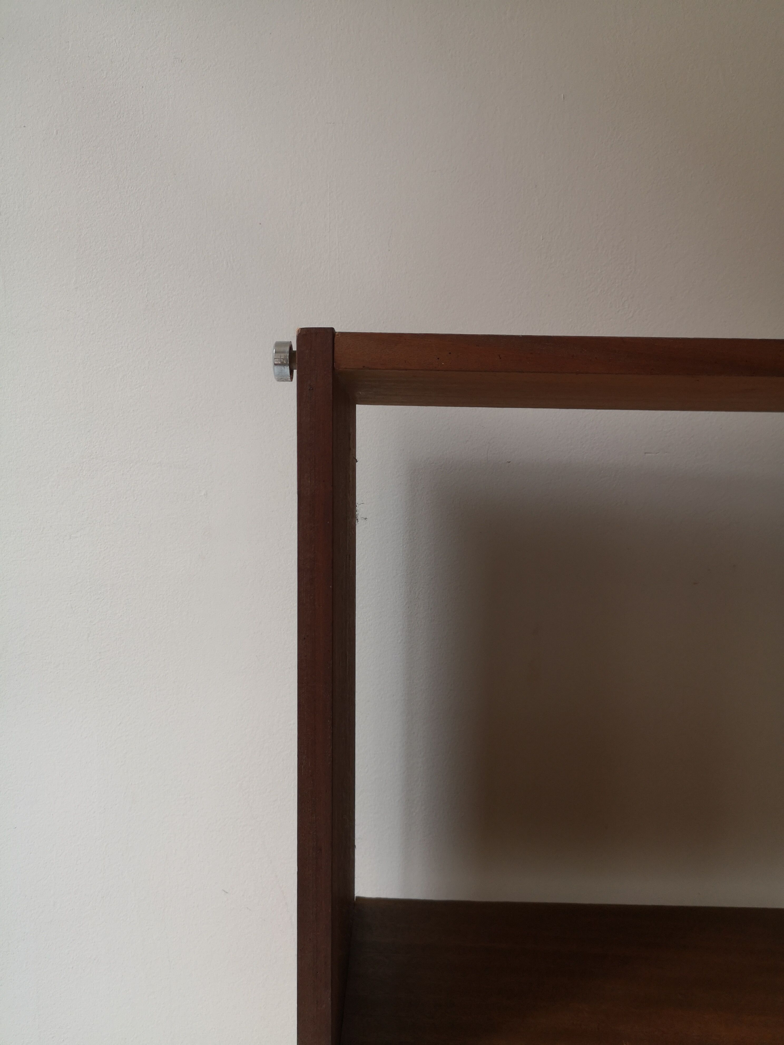 Wall mounted floor wired wood and metal string 1960