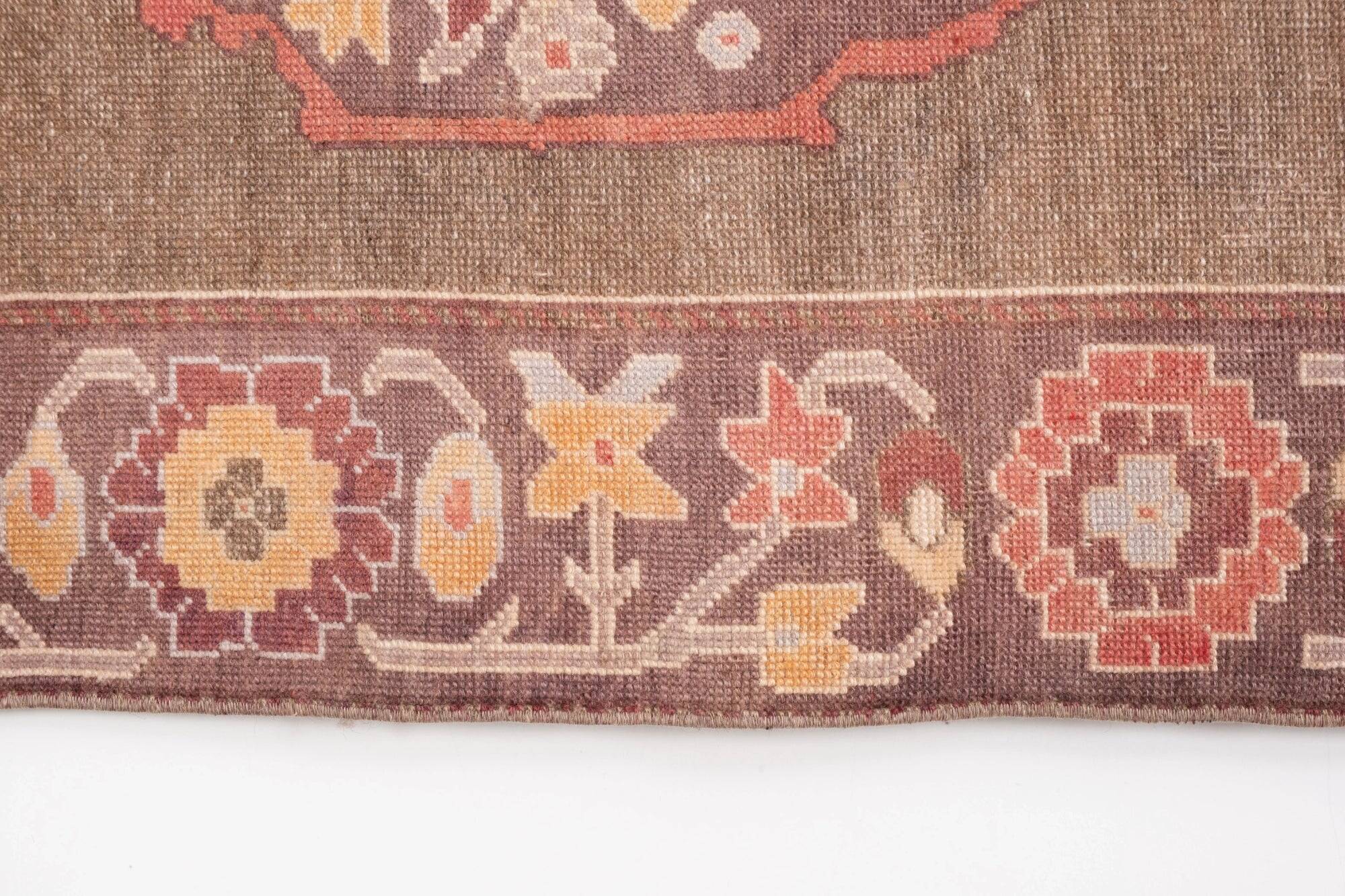 Vintage Turkish handmade rug 153x258 cm