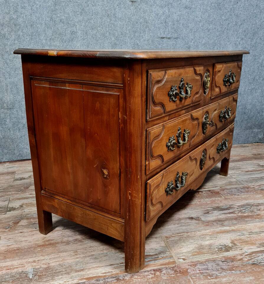 Commode arbalète style Louis XV en merisier massif vers 1900-1920