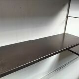 Metal string shelf