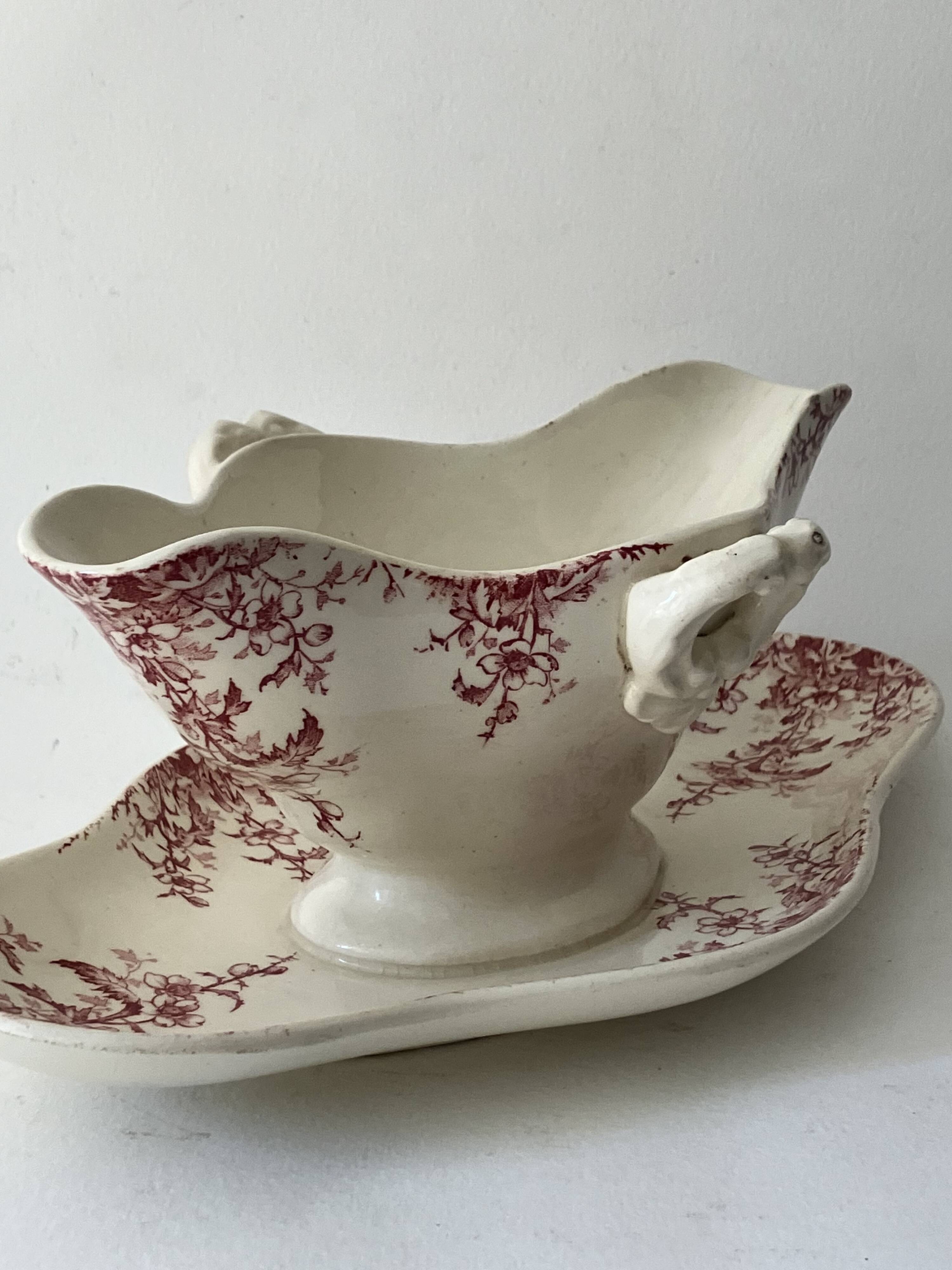 Sauce boat, Gien opaque porcelain - Printemps service