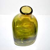 Vase moderniste du verrier claude morin dieulefit en verre soufflé vert - forme libre design 1960