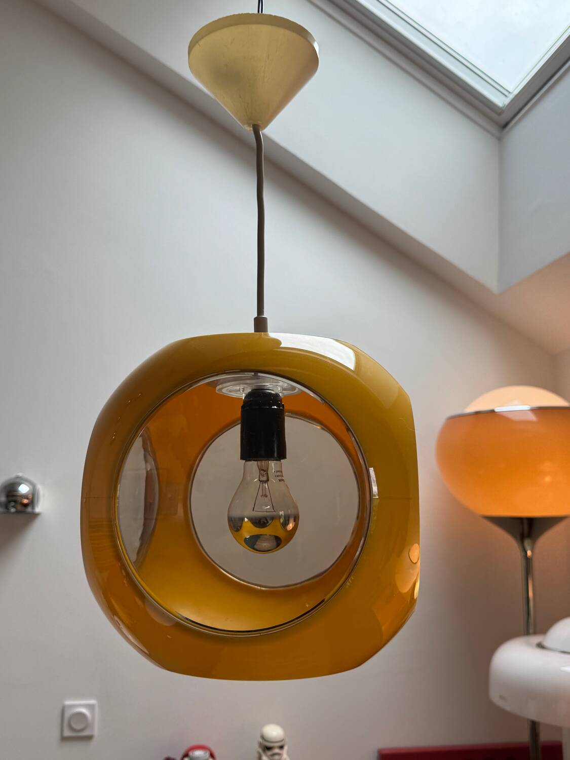 Yellow UFO Space Age suspension attributed to Luigi Colani, 1970s.