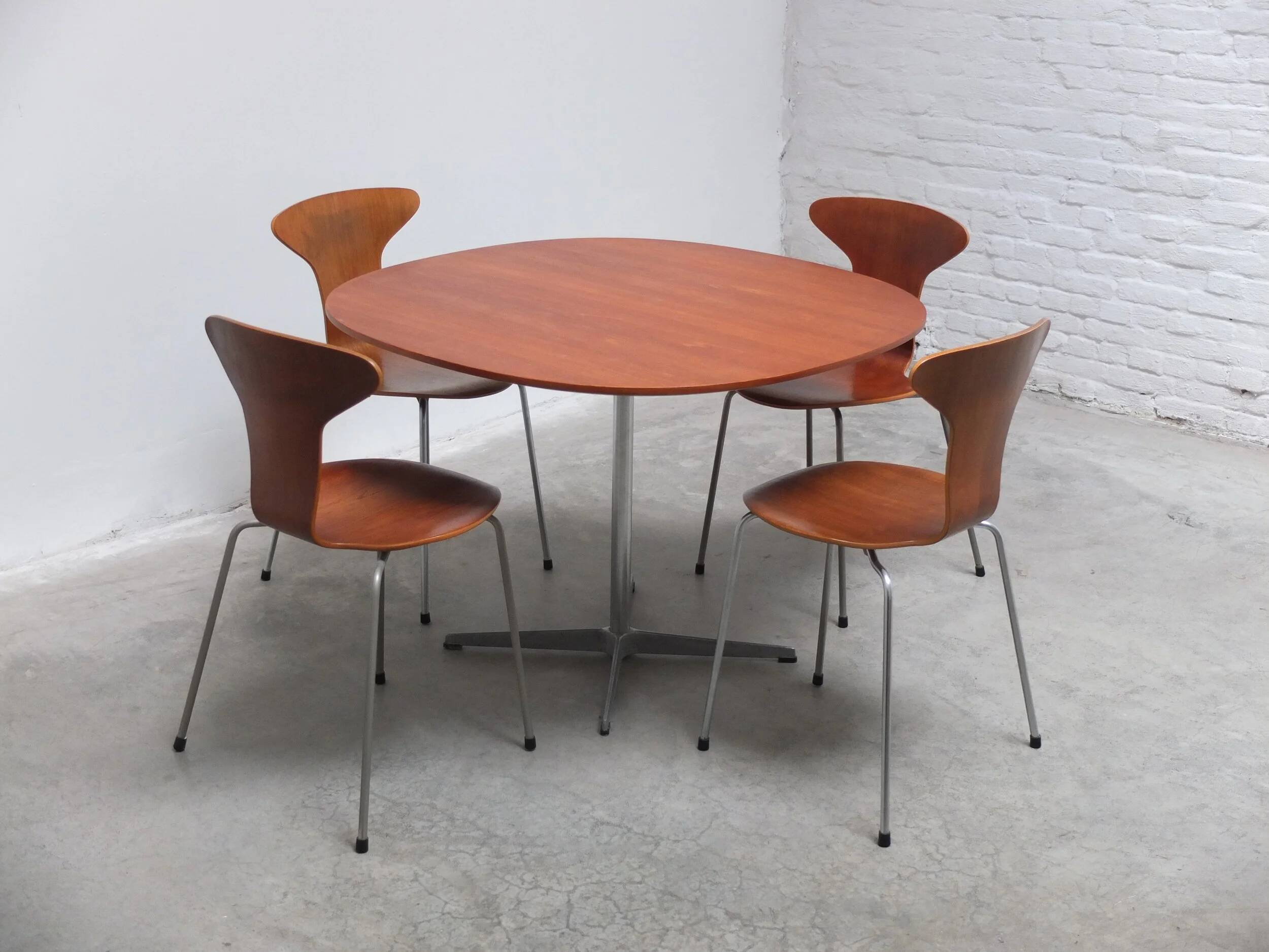 Teak 'Super-Circular' table by Piet Hein & Bruno Mathsson for Fritz Hansen, 1974