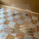 Table basse en plexiglass