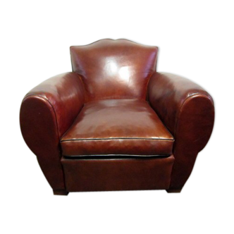 Folder moustache restored former club Chair