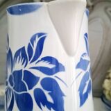 Pichet ancien en faïence Digoin