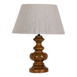 Lampe en bois tourné