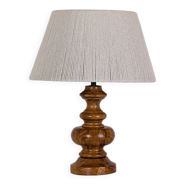 Lampe en bois tourné