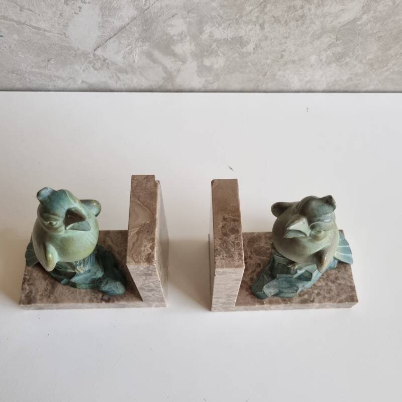 Bookends