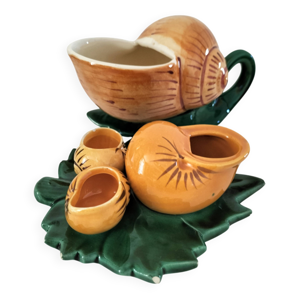 Duo de barbotines escargot et leurs coupelles feuillage – années 1950-1960