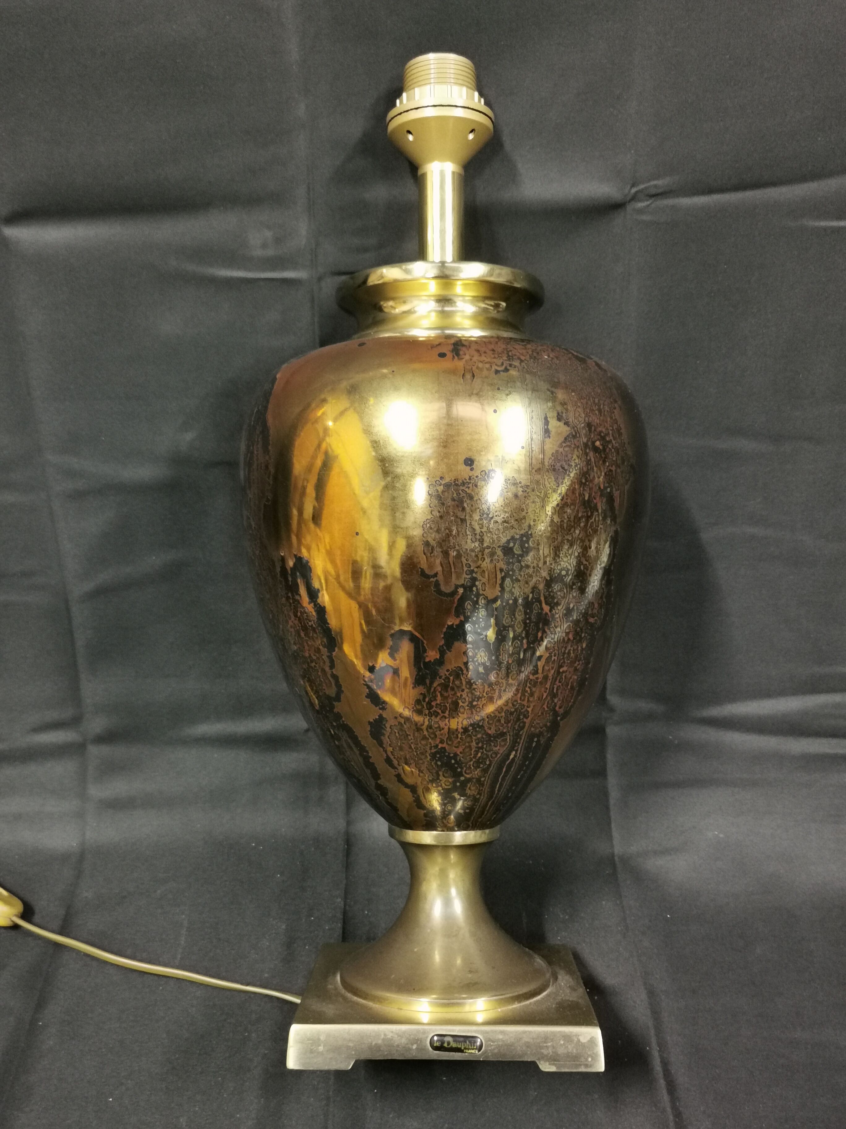Vintage lamp, design LE DAUPHIN