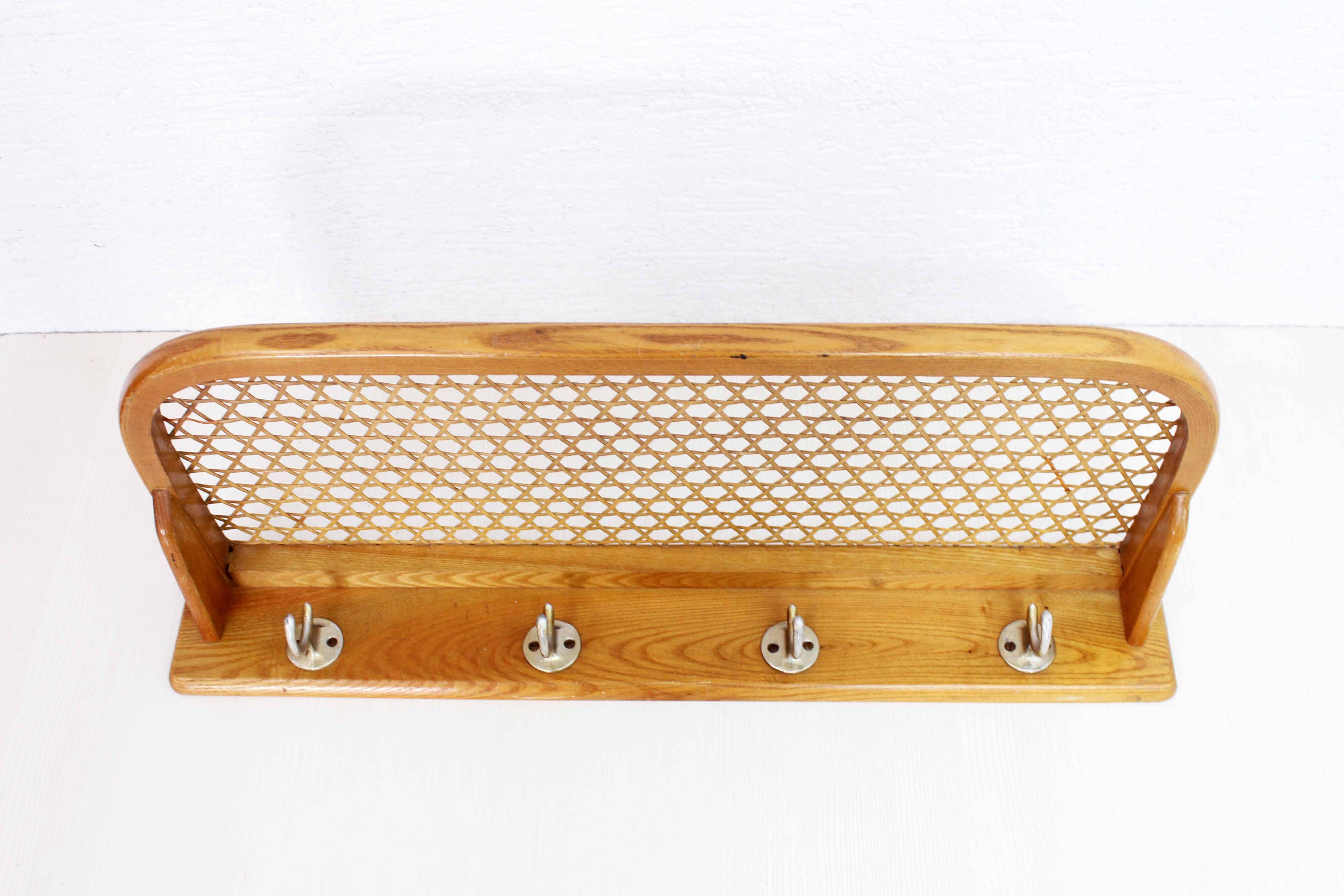 Wall coat rack with shelf