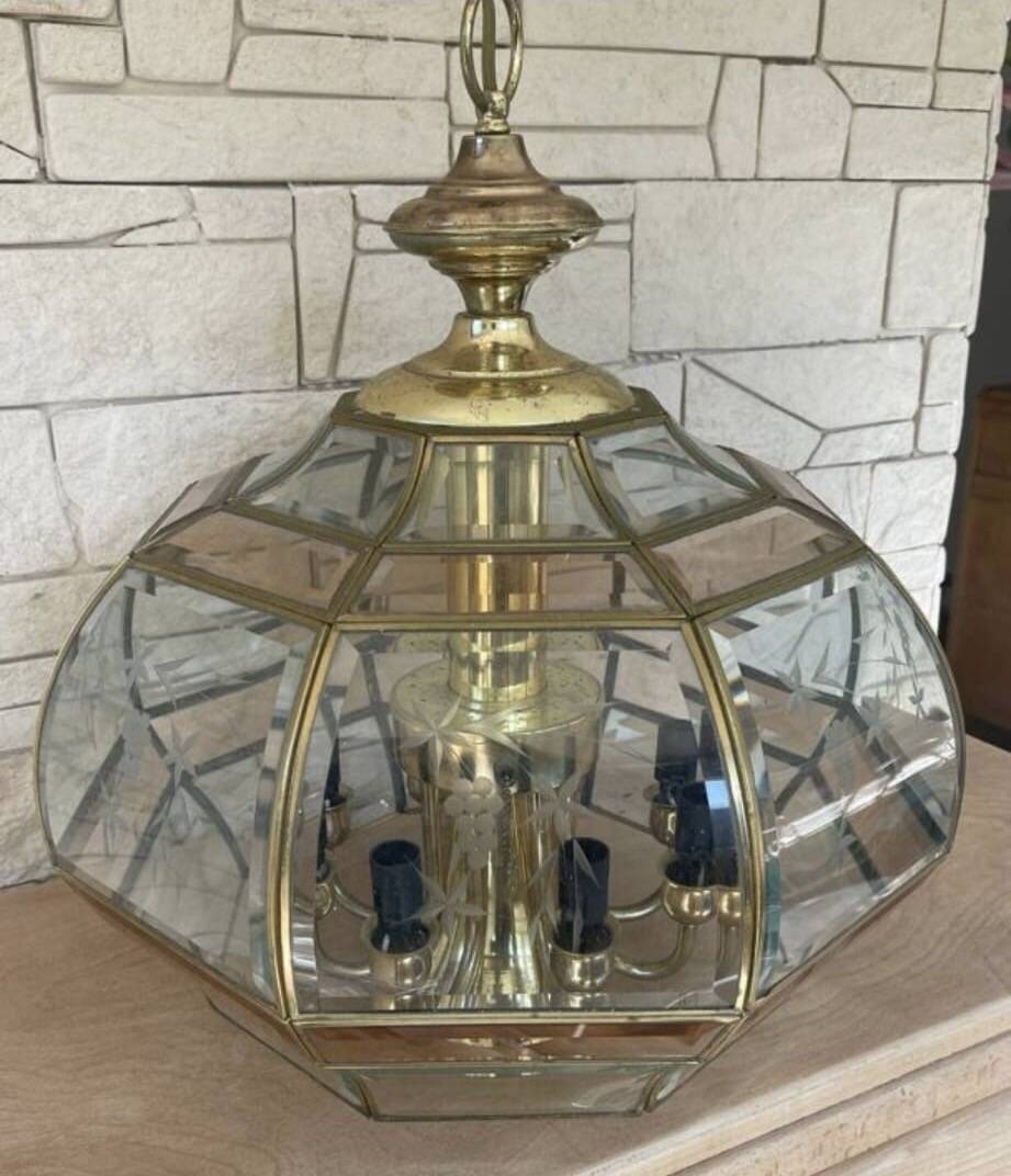 Eight-branch chandelier made of bevelled glass from the 1940s.