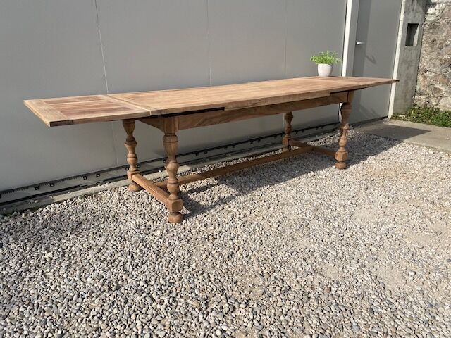 Extendable stripped farmhouse table 300 cm