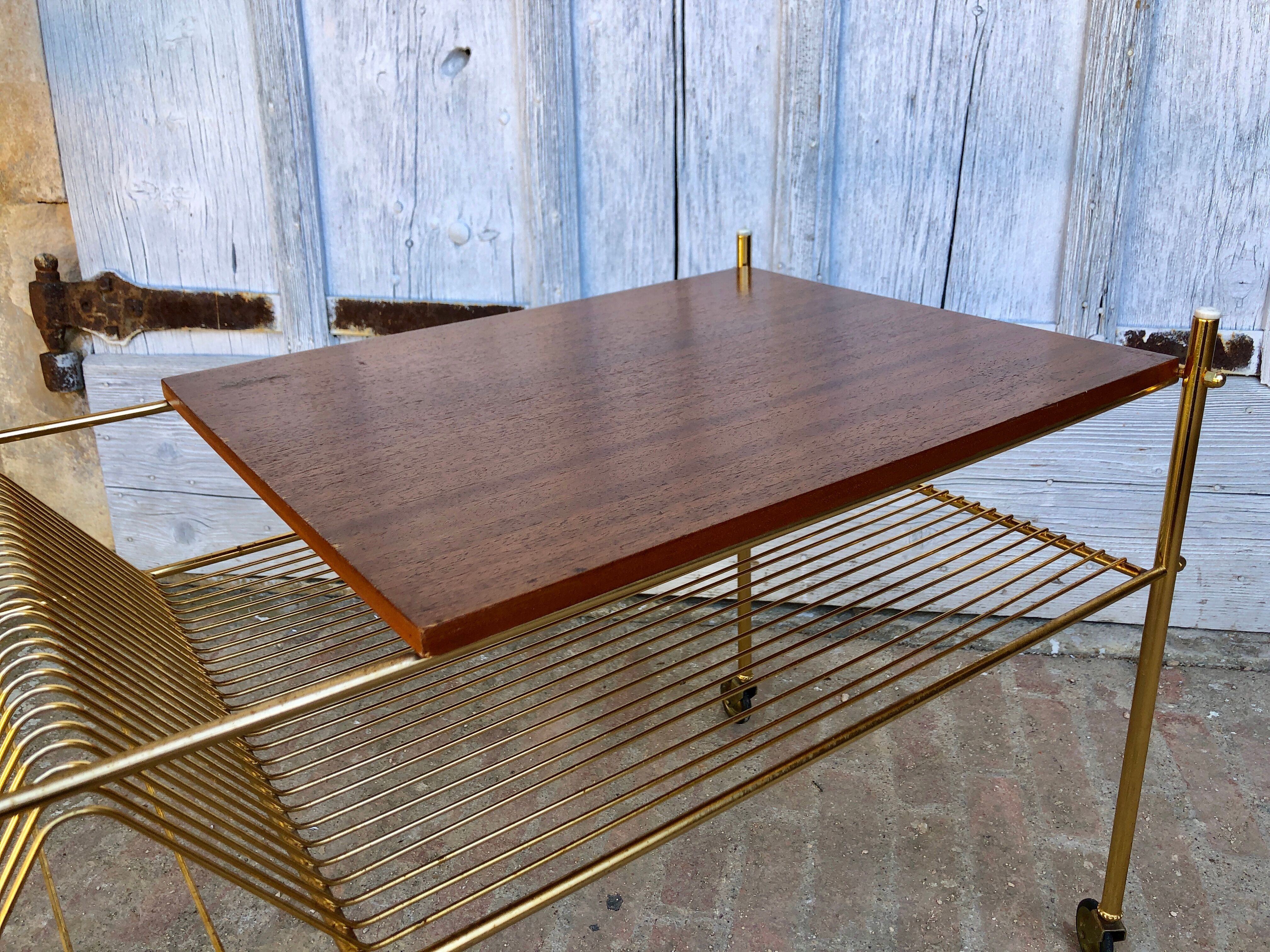 Vinyl rack service, brass magazine holders