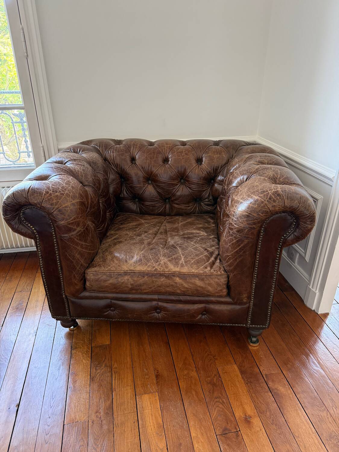 2 x Chesterfield leather armchairs - Artwood